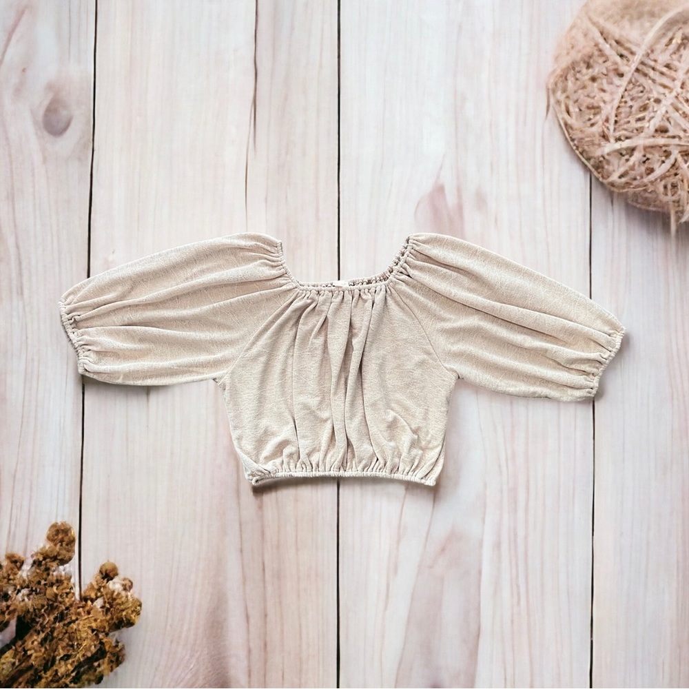 3/4 sleeve Peasant crop top.